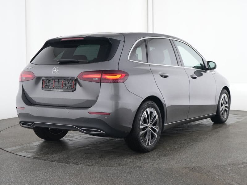 Mercedes-Benz B 200 Bild 2