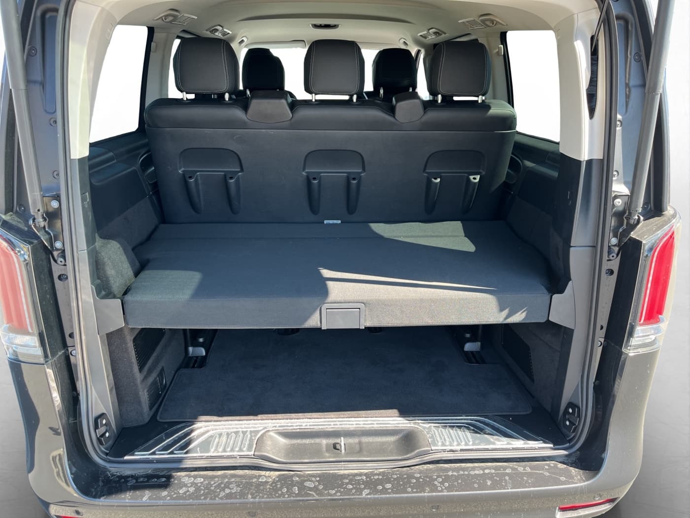 Mercedes-Benz V 250 d AVANTGARDE Bild 17