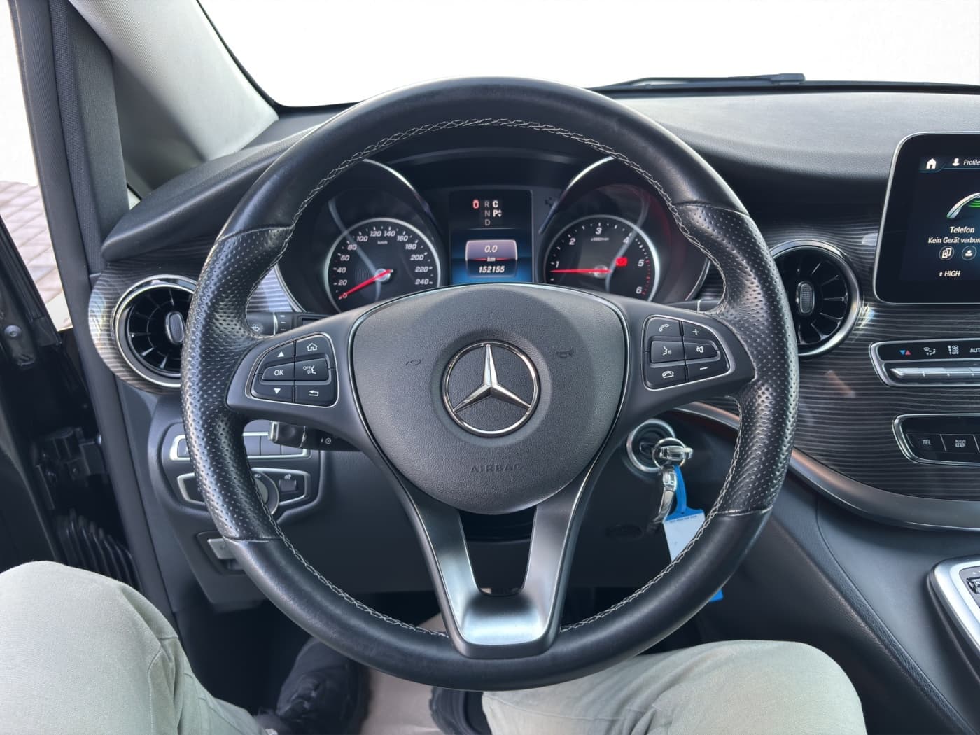 Mercedes-Benz V 300 d EDITION Lang Bild 10