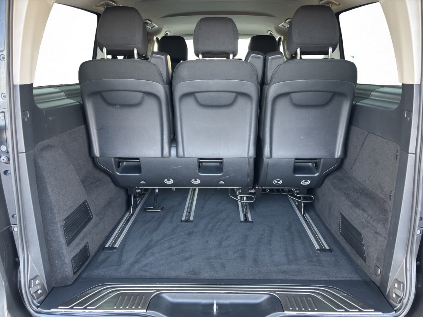 Mercedes-Benz V 300 d EDITION Lang Bild 18