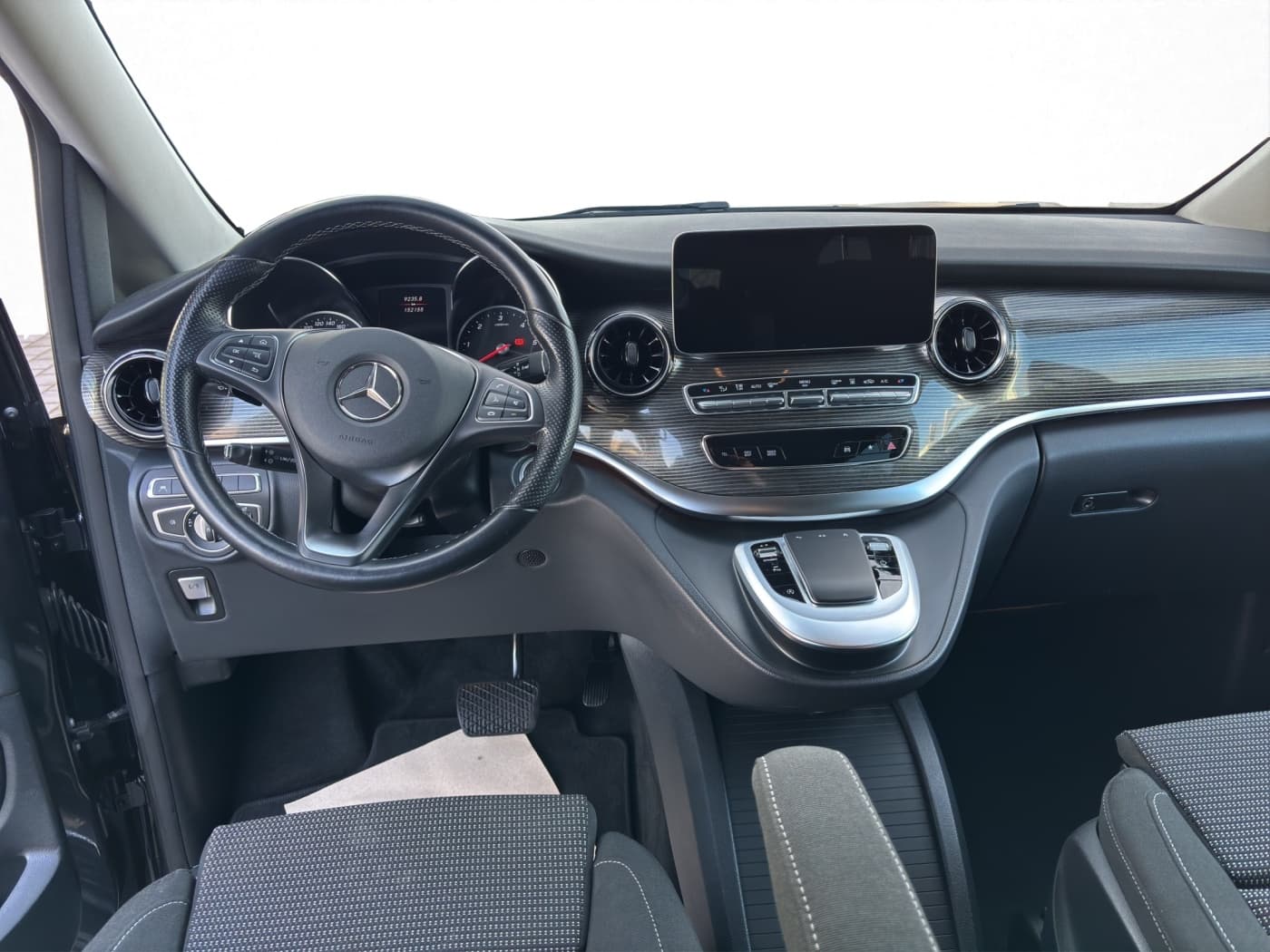 Mercedes-Benz V 300 d EDITION Lang Bild 9