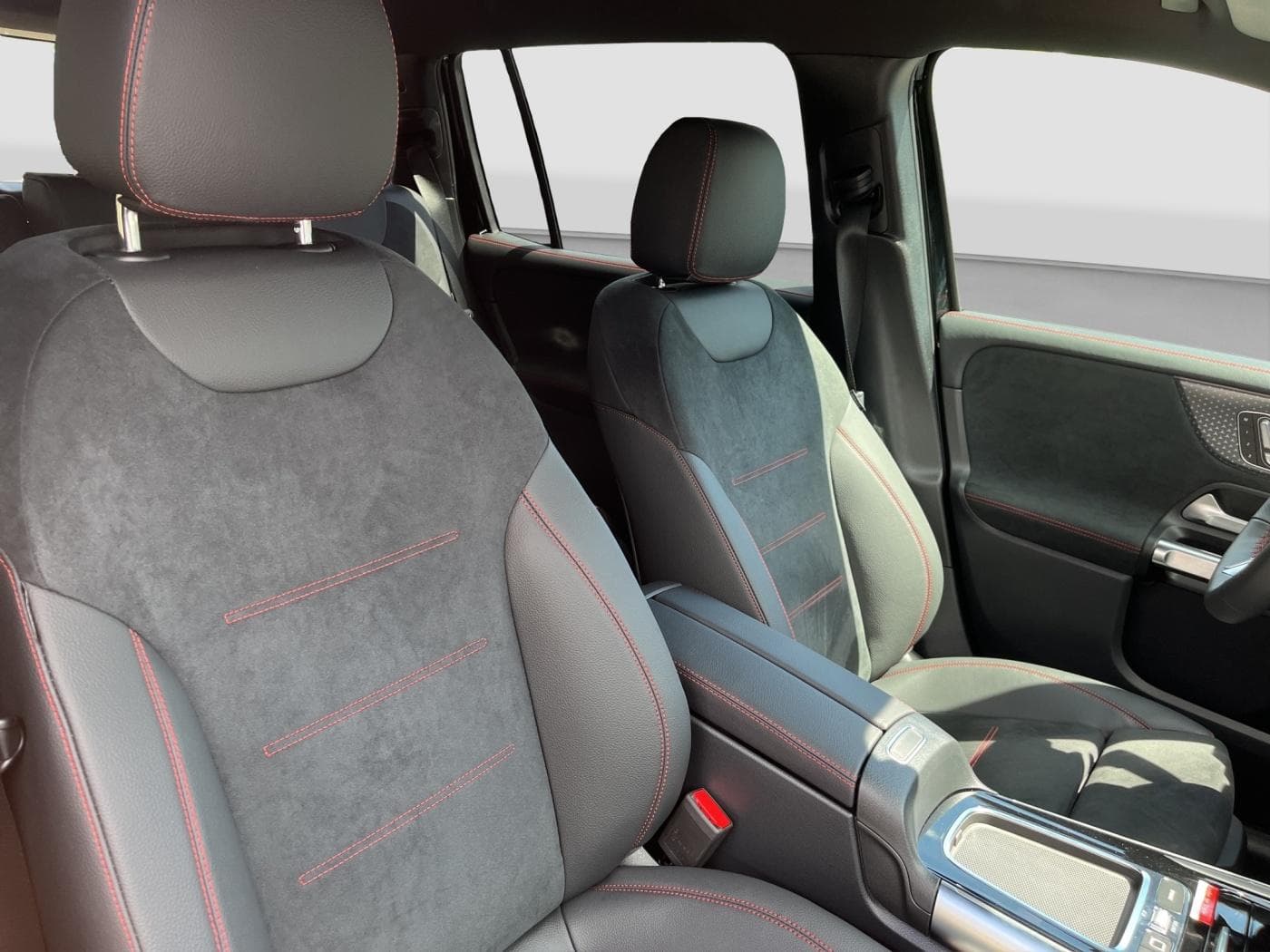 Mercedes-Benz GLB 200 Bild 13