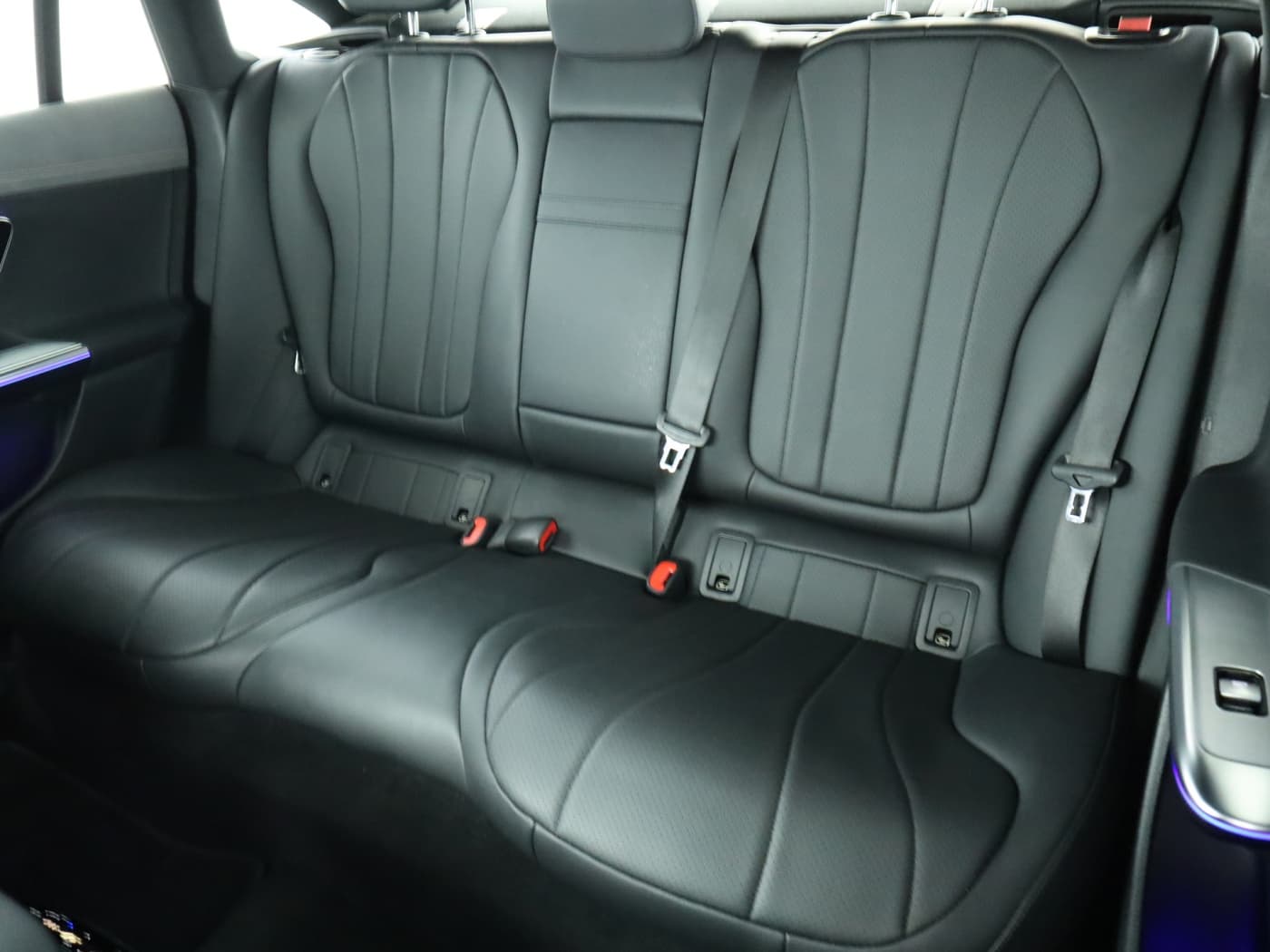 Mercedes-Benz EQE 300 Bild 18