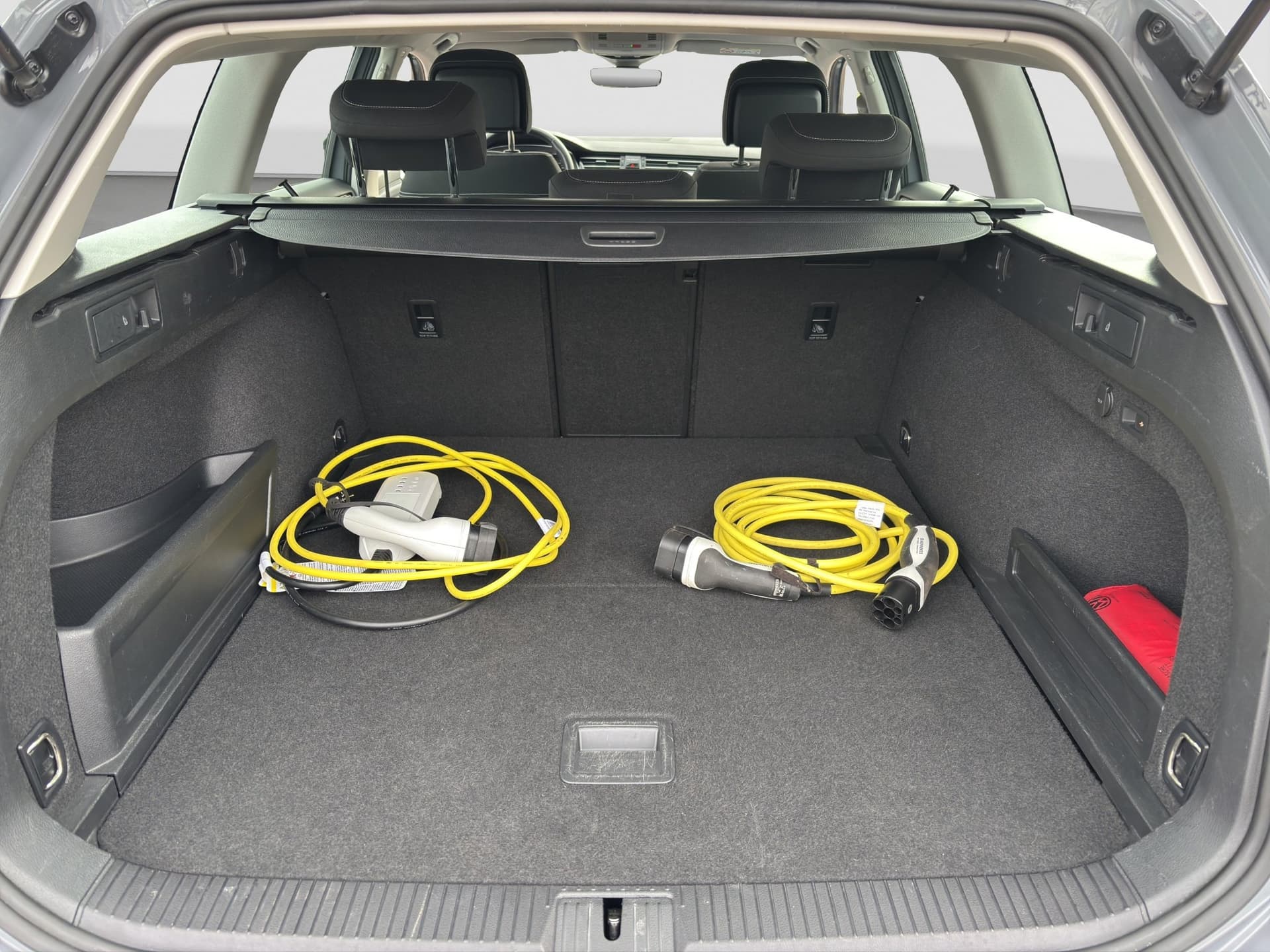 Volkswagen Passat GTE Variant 1.4 electric/TSI eHybrid 160kW 6-Gang DSG 4 Türen Bild 15