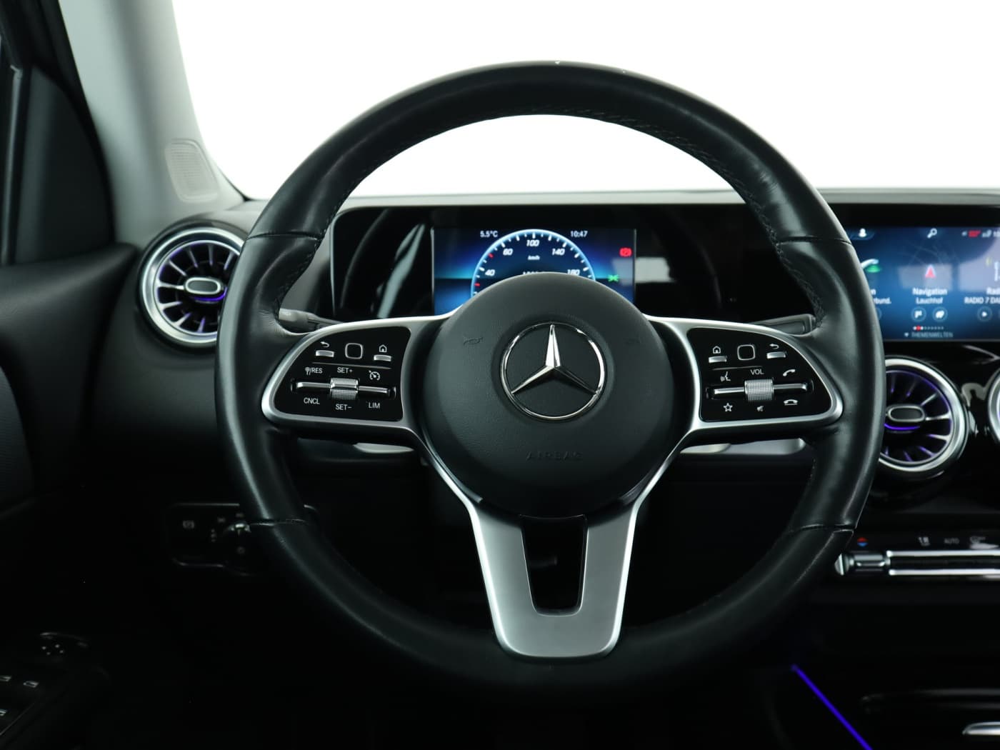 Mercedes-Benz GLB 220 d Bild 11