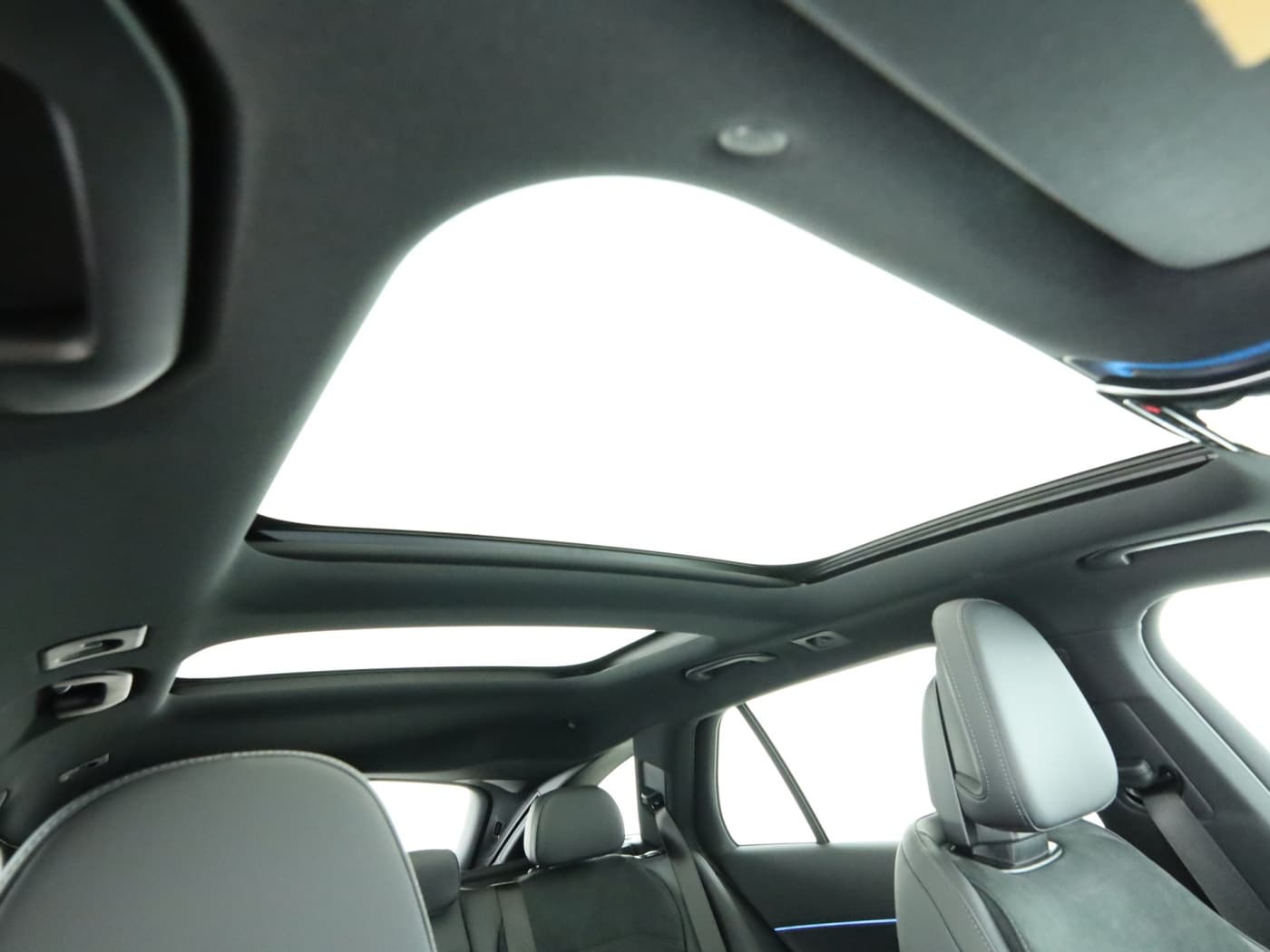 Mercedes-Benz E 220 d T-Modell Bild 21
