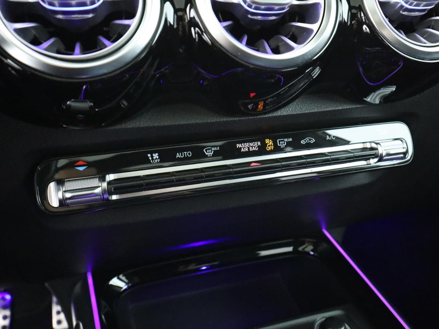 Mercedes-Benz GLB 35 AMG 4M Bild 14