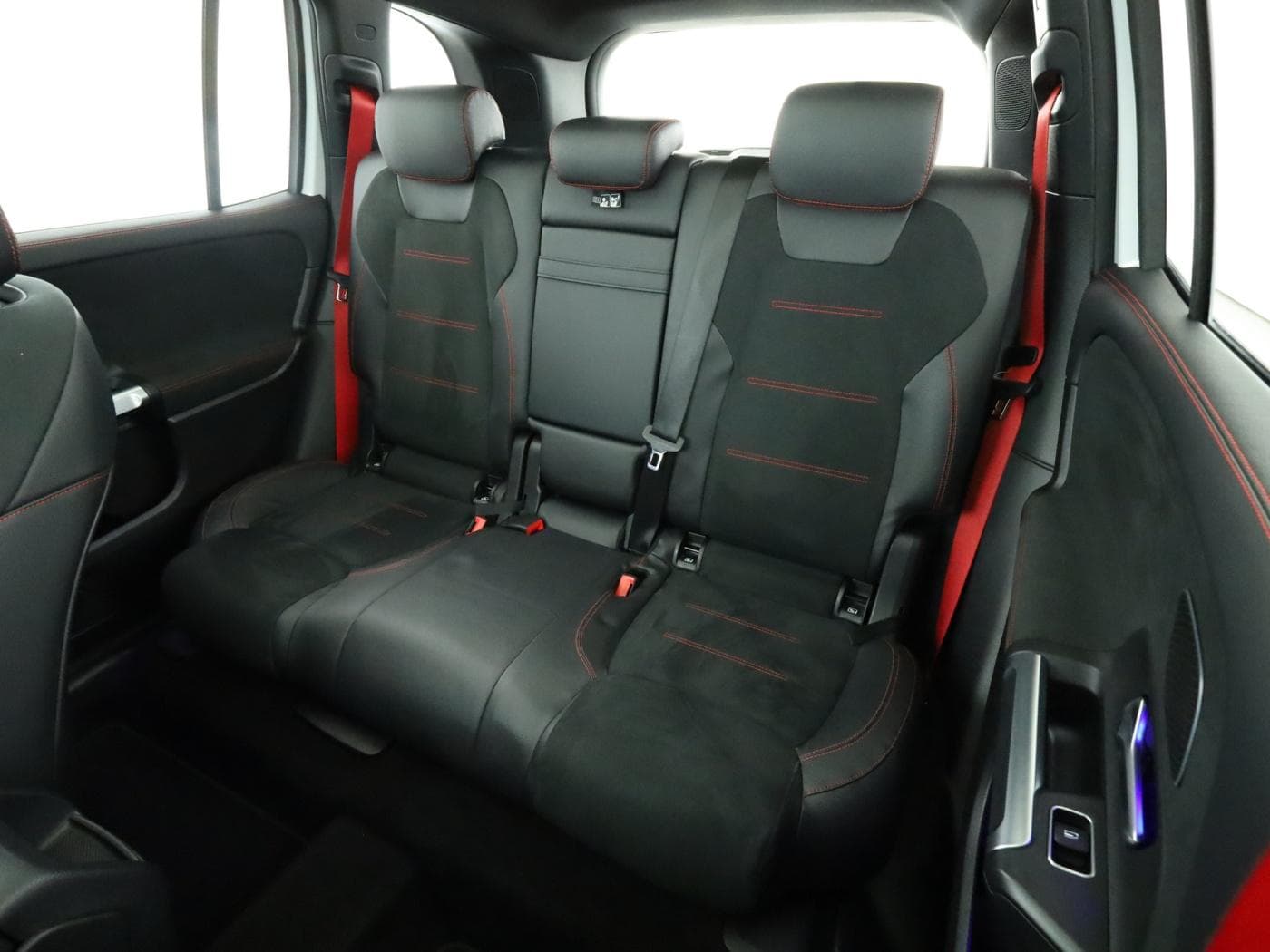 Mercedes-Benz GLB 35 AMG 4M Bild 18