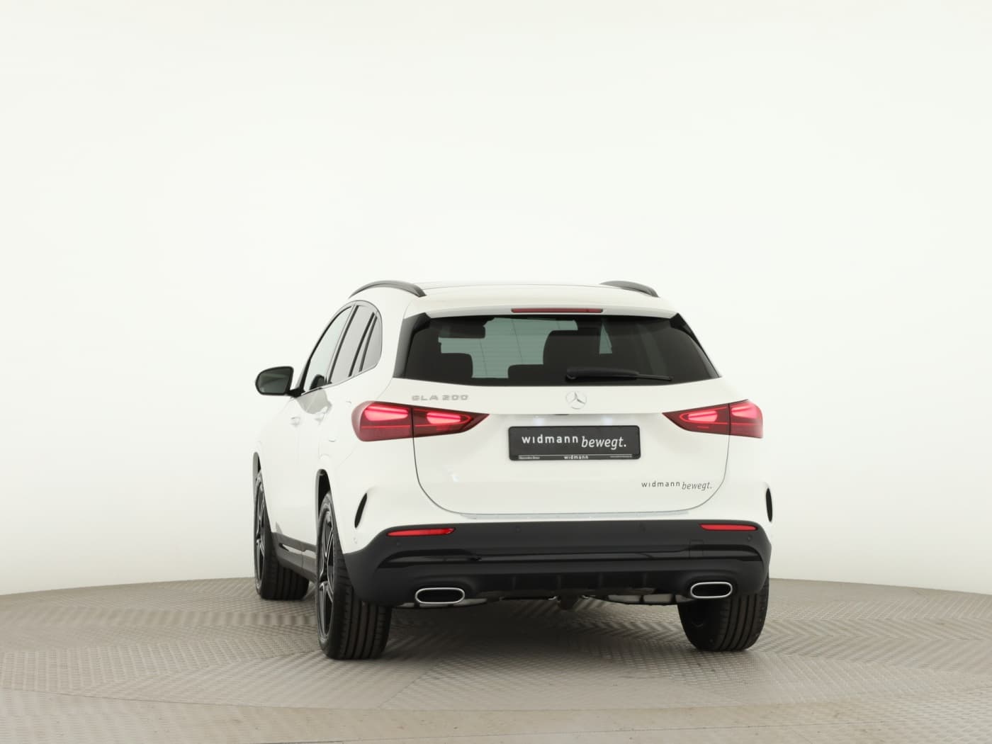 Mercedes-Benz GLA 200 Bild 4