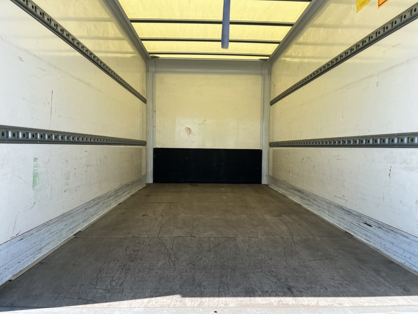 IVECO Daily Koffer LBW Bild 15