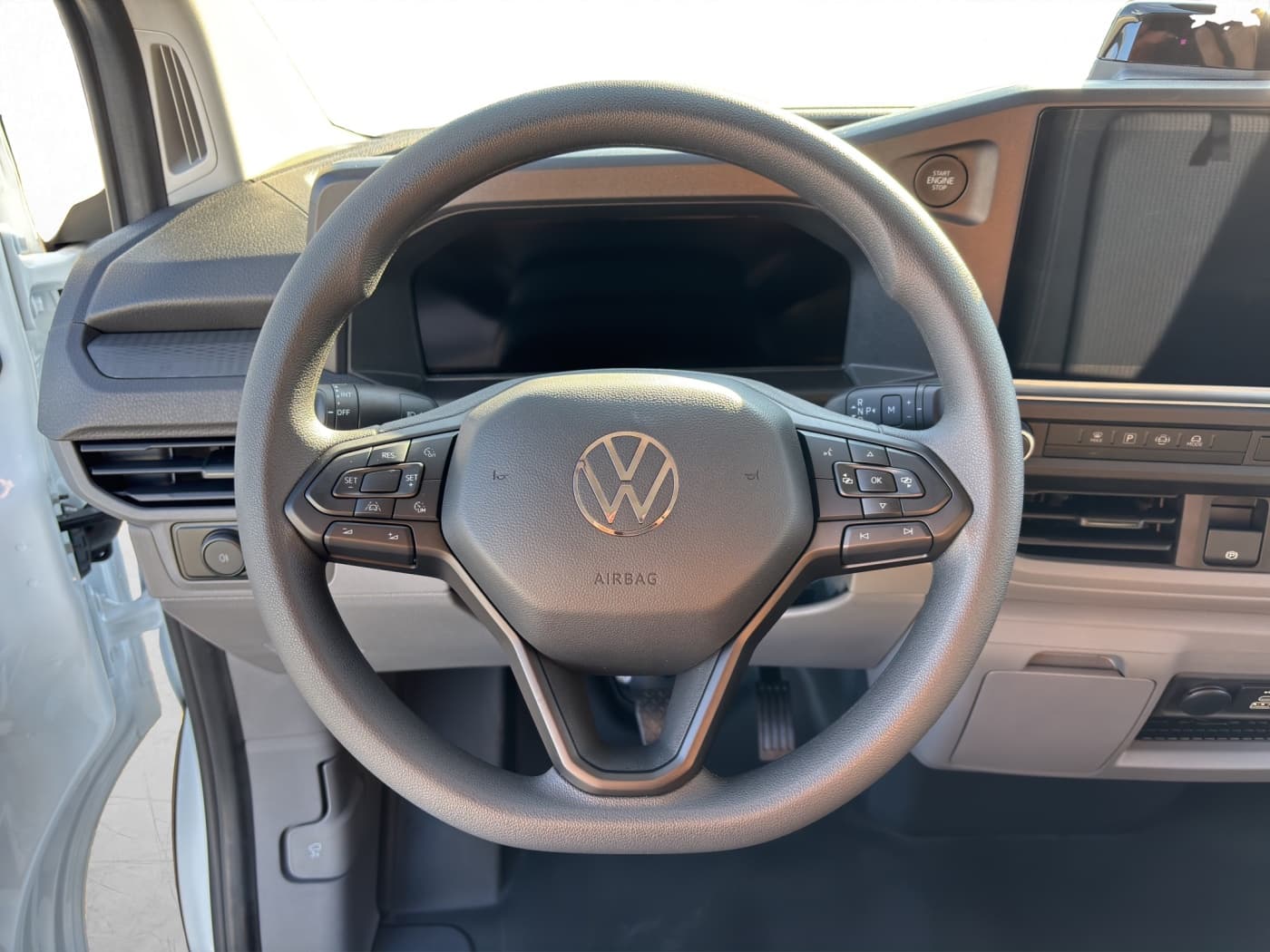 Volkswagen T7 Transporter Kasten 2.0 TDI 110Kw KR Bild 10