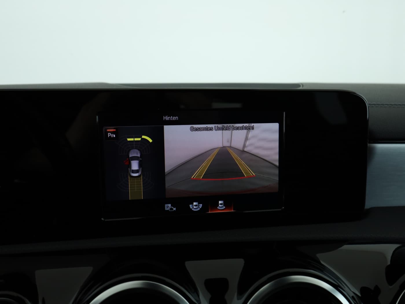 Mercedes-Benz CLA 250 e Bild 24