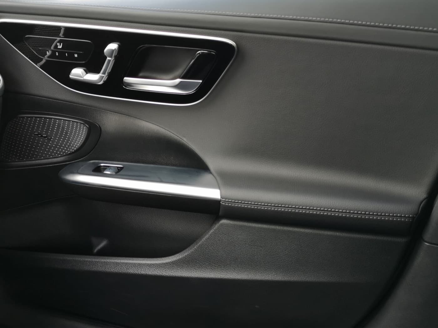 Mercedes-Benz C 180 Bild 14