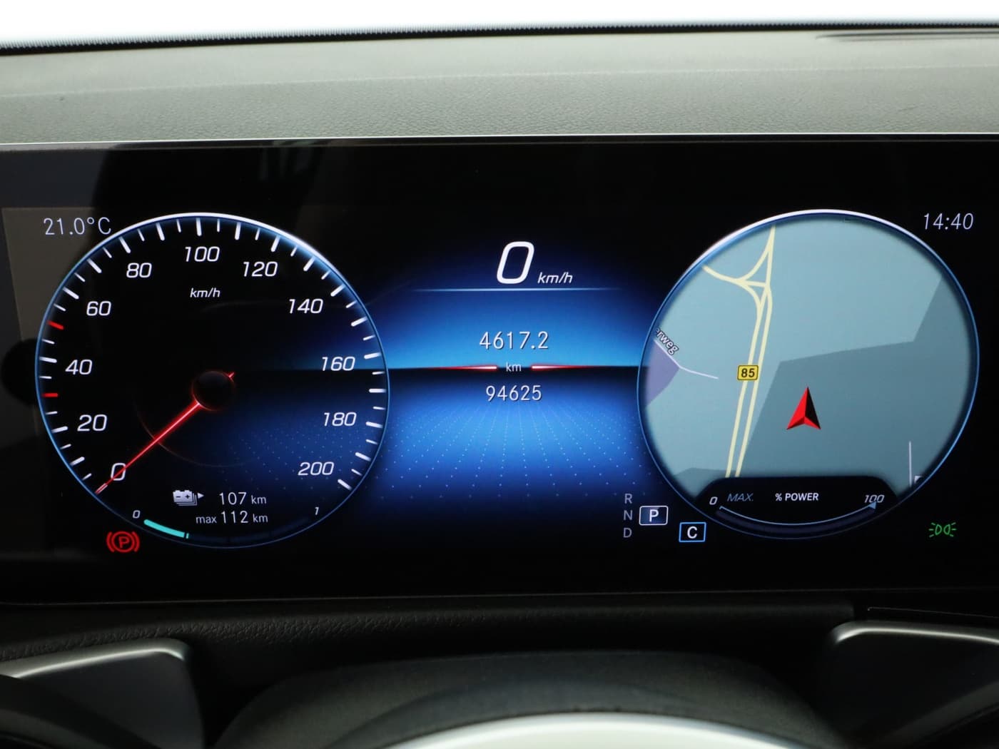 Mercedes-Benz EQB 300 4M Bild 12