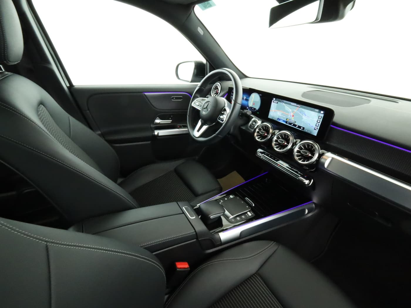 Mercedes-Benz EQB 300 4M Bild 17