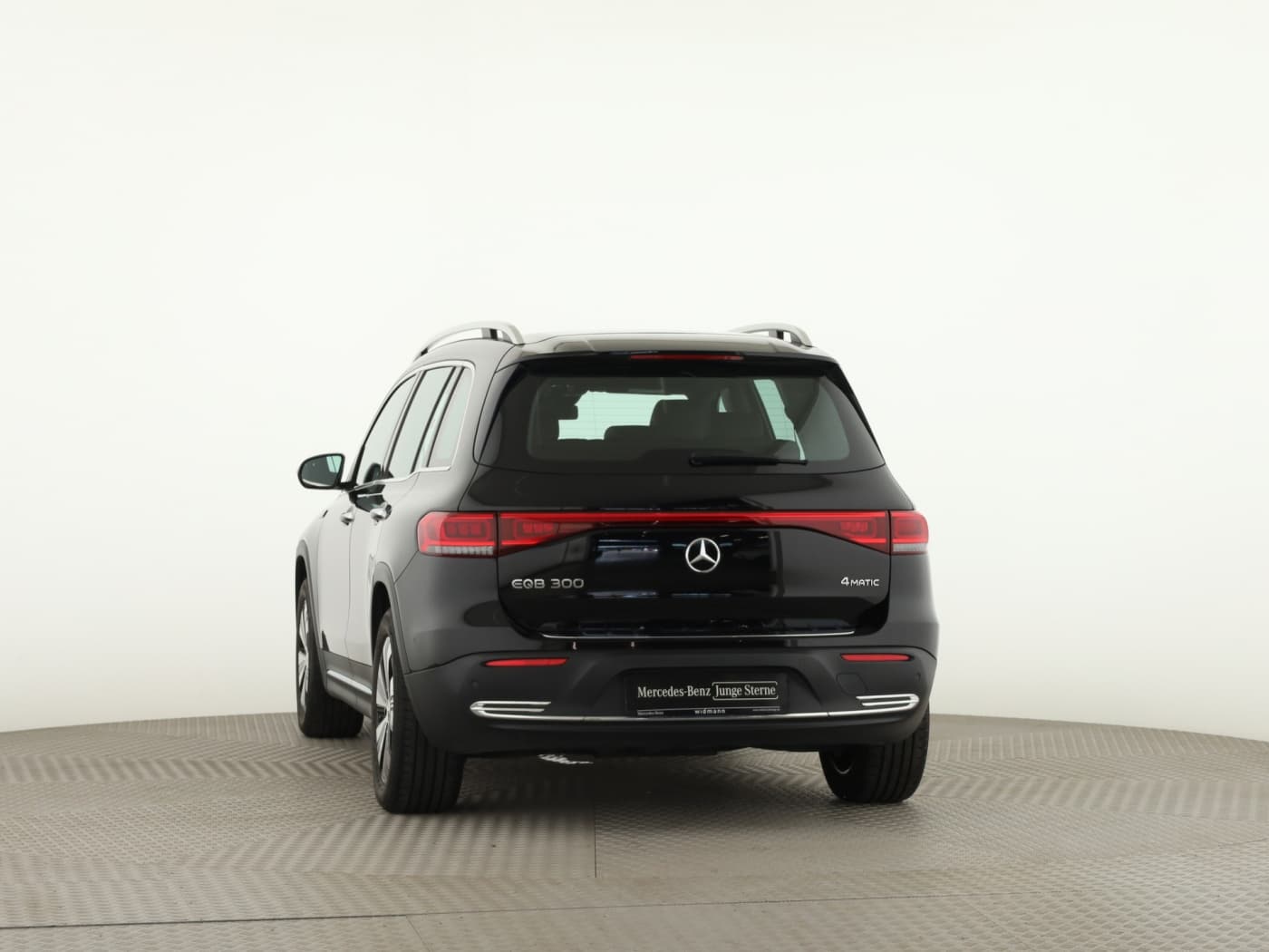 Mercedes-Benz EQB 300 4M Bild 4