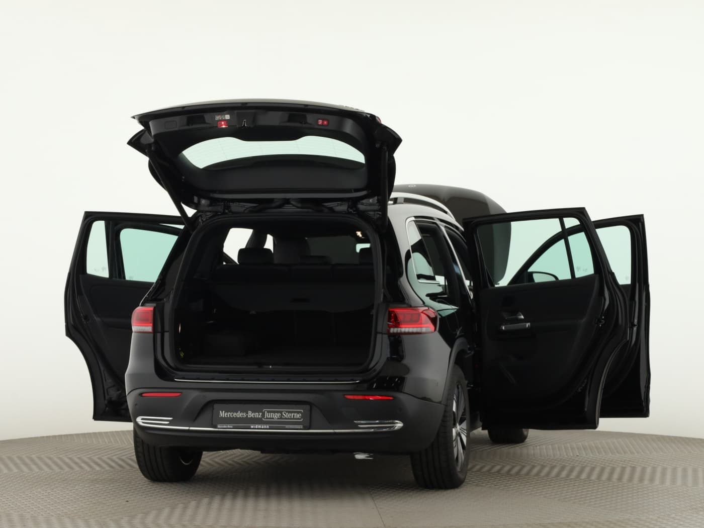 Mercedes-Benz EQB 300 4M Bild 9