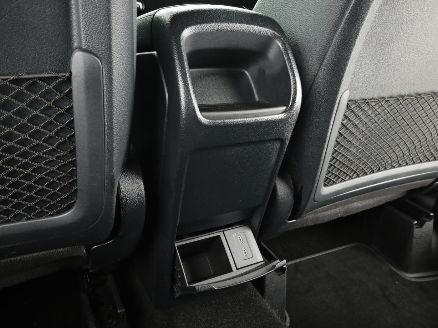 Mercedes-Benz GLA 180 Bild 23