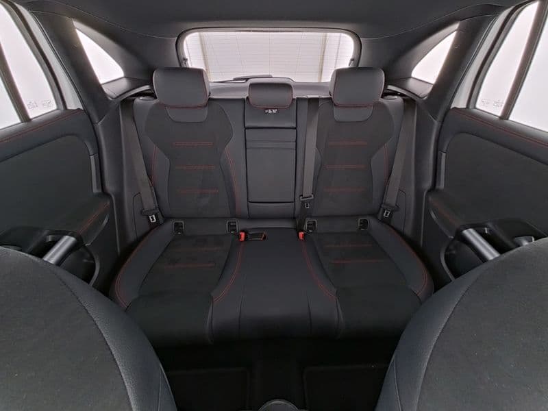 Mercedes-Benz EQA 350 4M Bild 8