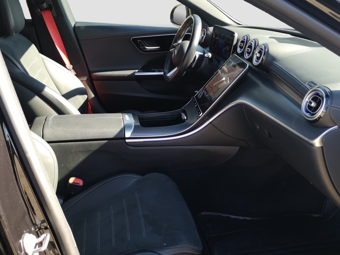 Mercedes-Benz C 300 d 4M Bild 15