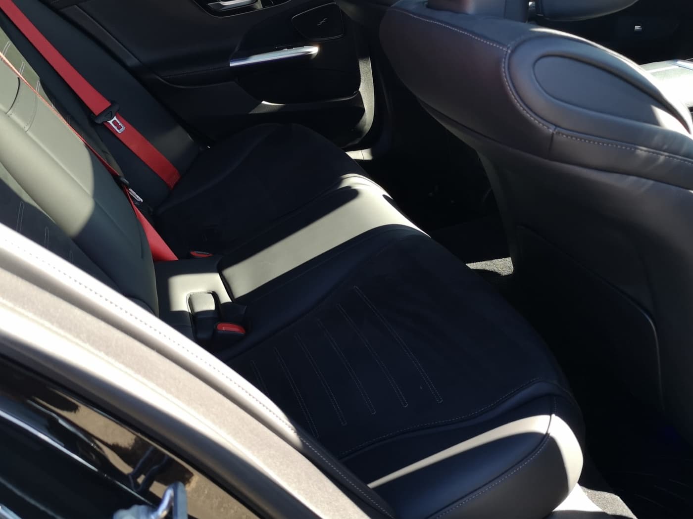 Mercedes-Benz C 300 d 4M Bild 17