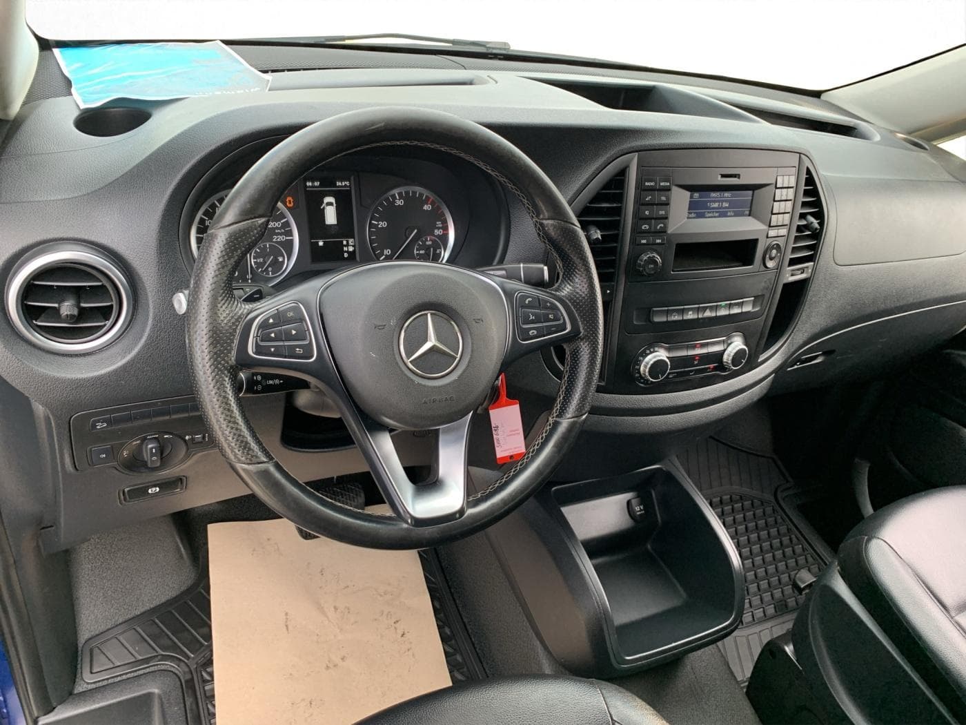 Mercedes-Benz Vito 119 Tourer XL Bild 9
