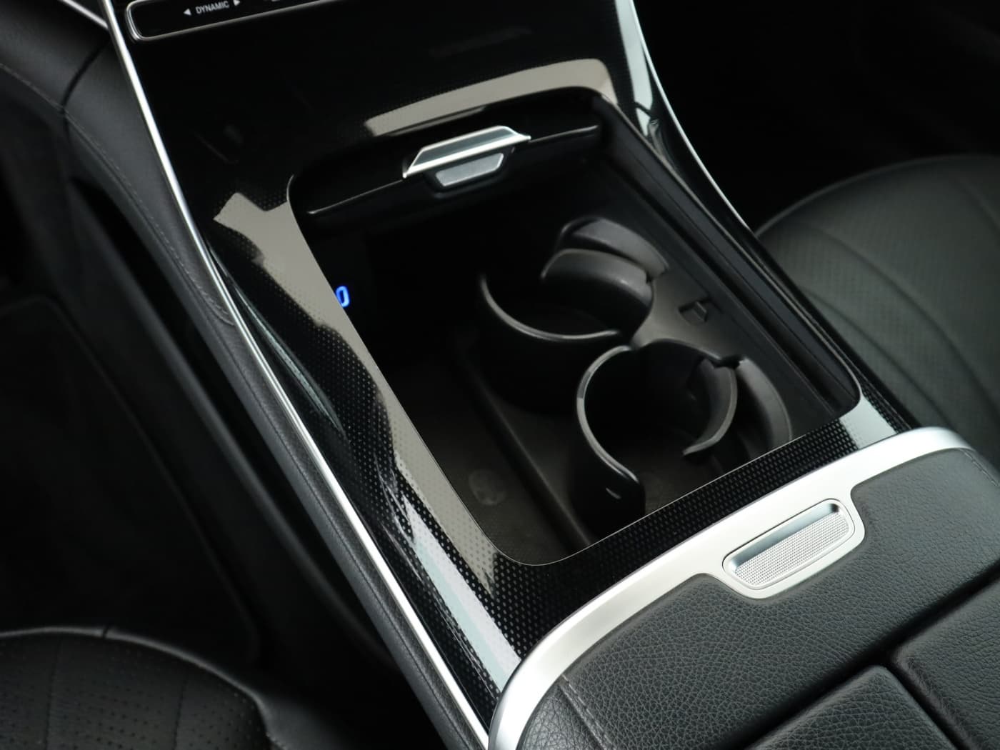 Mercedes-Benz EQE 350+ Bild 15