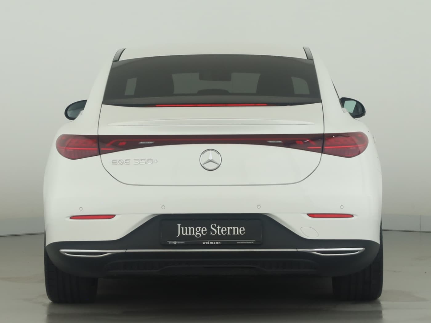 Mercedes-Benz EQE 350+ Bild 2