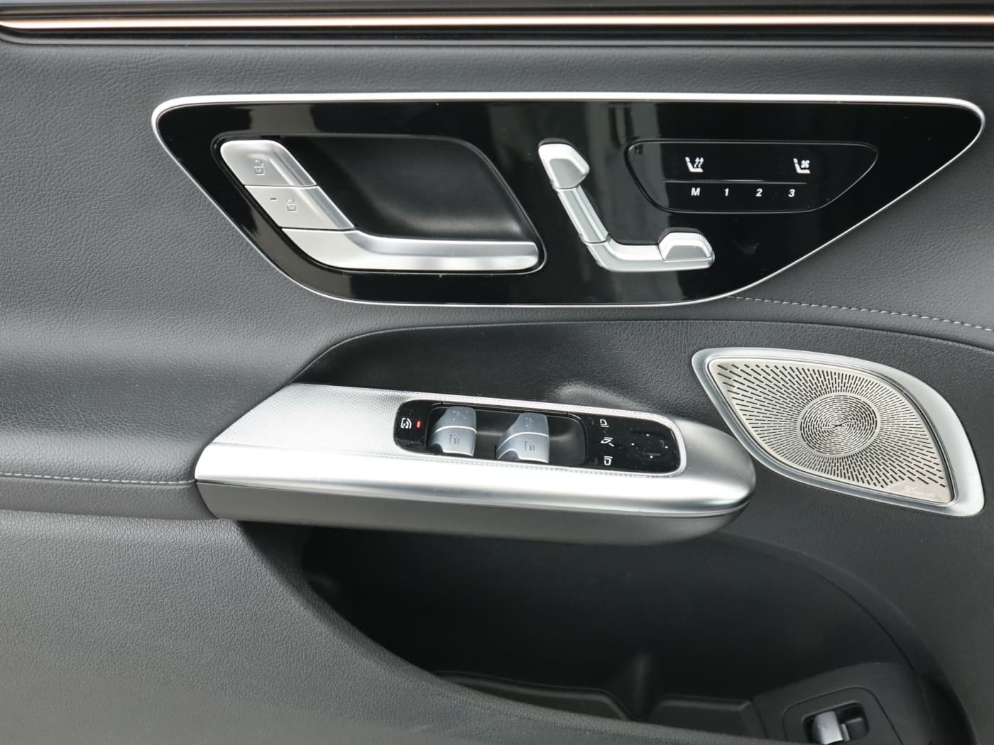 Mercedes-Benz EQE 350+ Bild 20