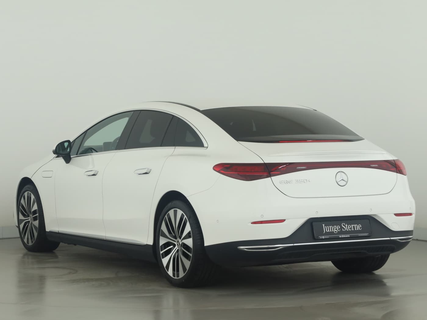 Mercedes-Benz EQE 350+ Bild 4
