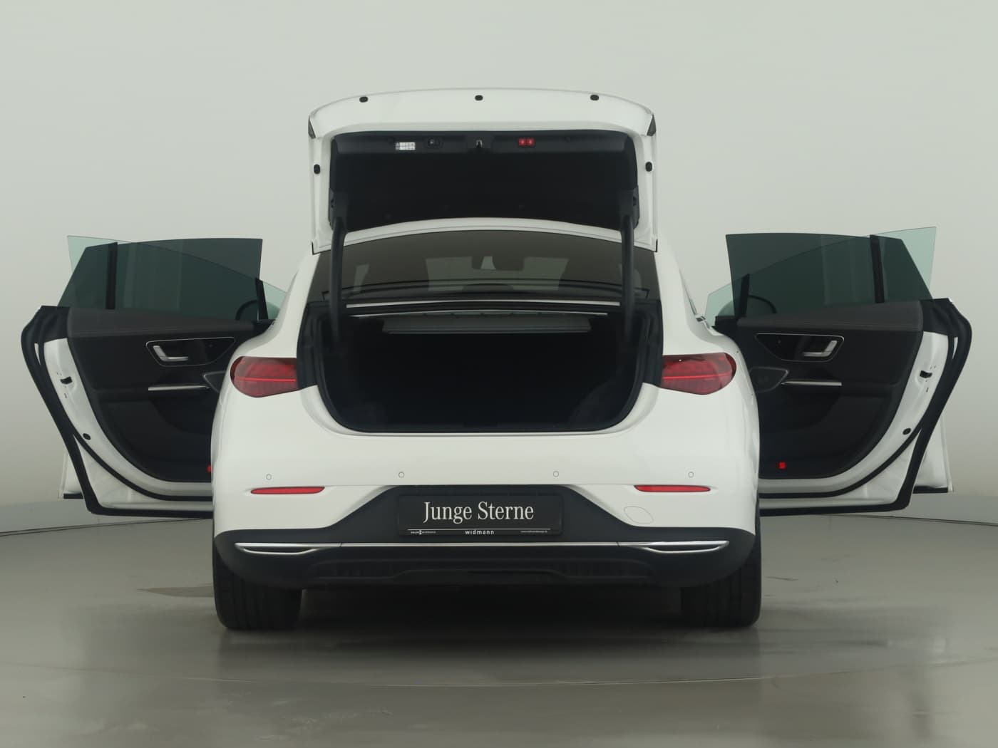 Mercedes-Benz EQE 350+ Bild 9