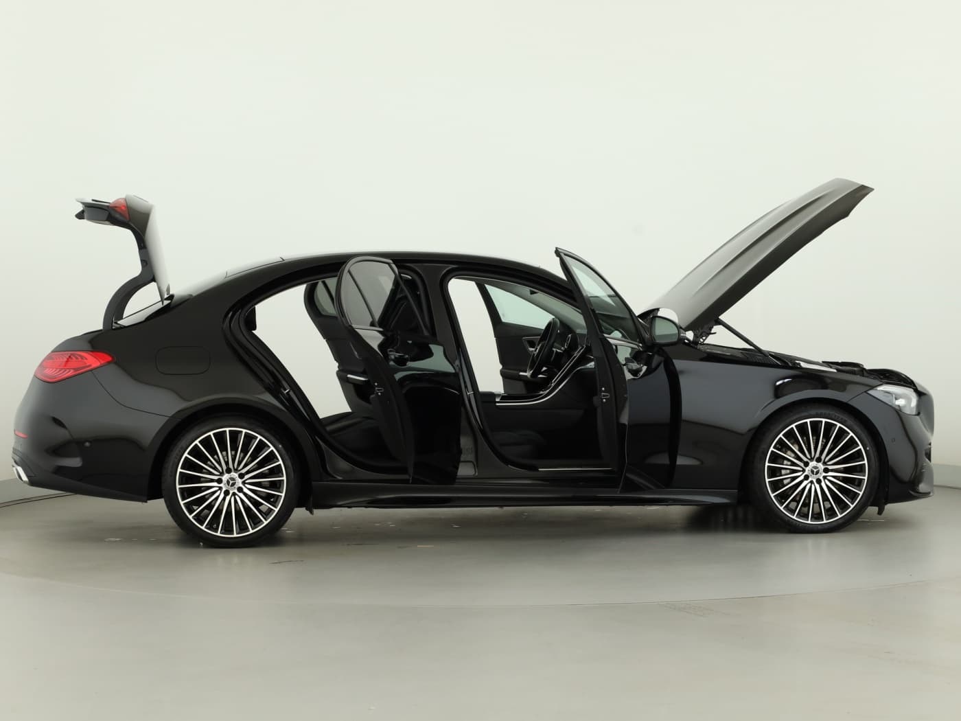 Mercedes-Benz C 300 d 4M Bild 8