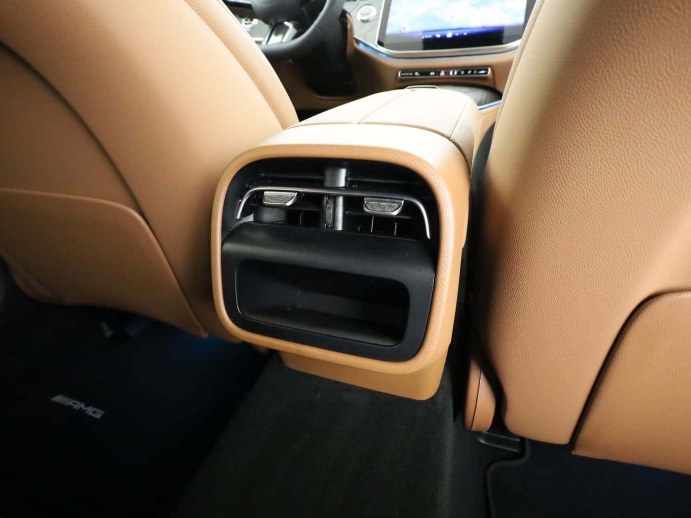 Mercedes-Benz E 220 d 4MATIC T-Modell Bild 24