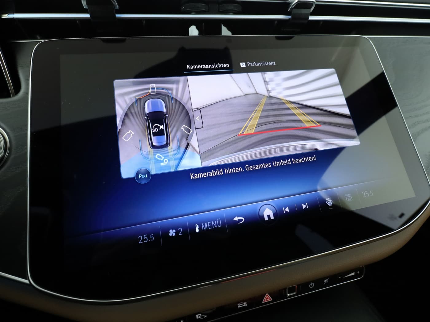 Mercedes-Benz E 220 d 4MATIC T-Modell Bild 29