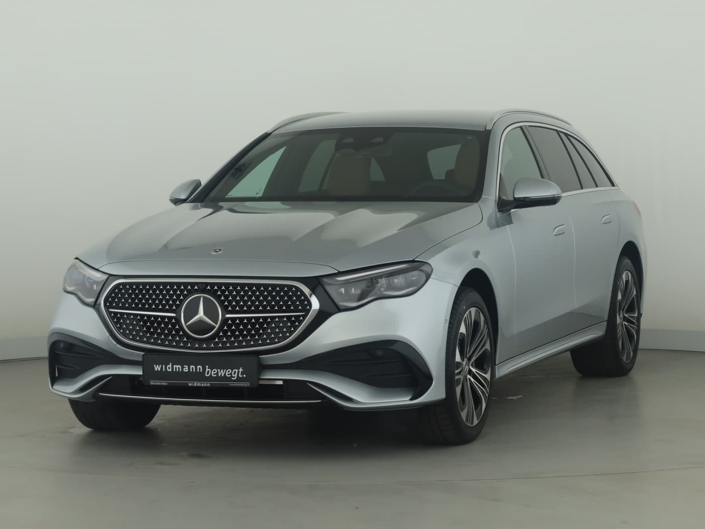 Mercedes-Benz E 220 d 4MATIC T-Modell Bild 5