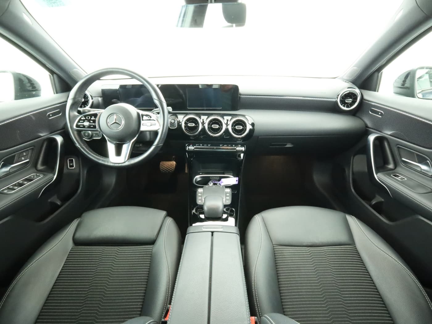 Mercedes-Benz A 250 e Bild 19