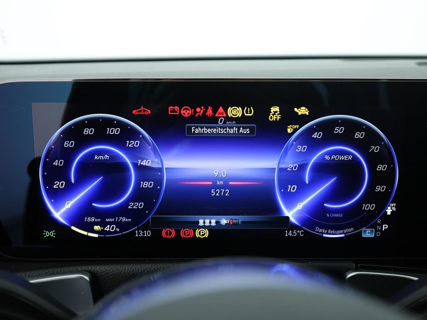 Mercedes-Benz EQB 300 4M Bild 12