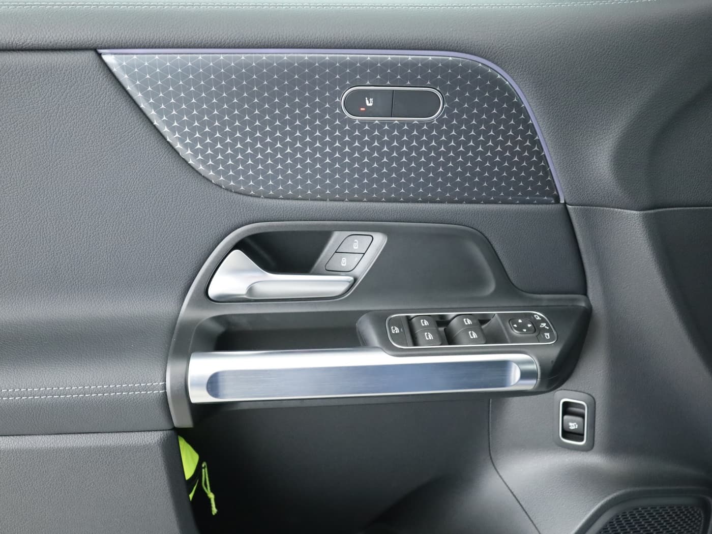 Mercedes-Benz EQB 300 4M Bild 20