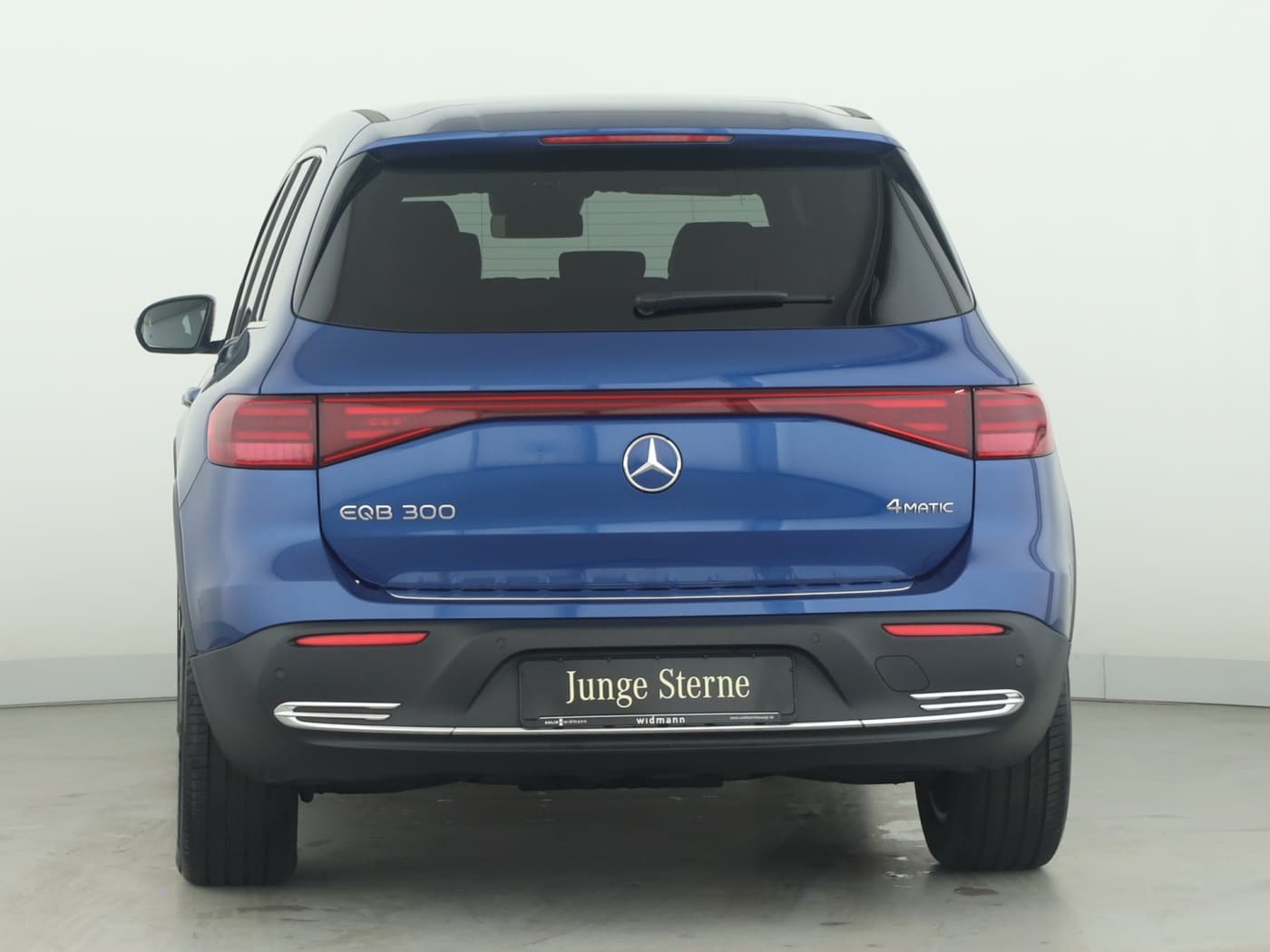 Mercedes-Benz EQB 300 4M Bild 4