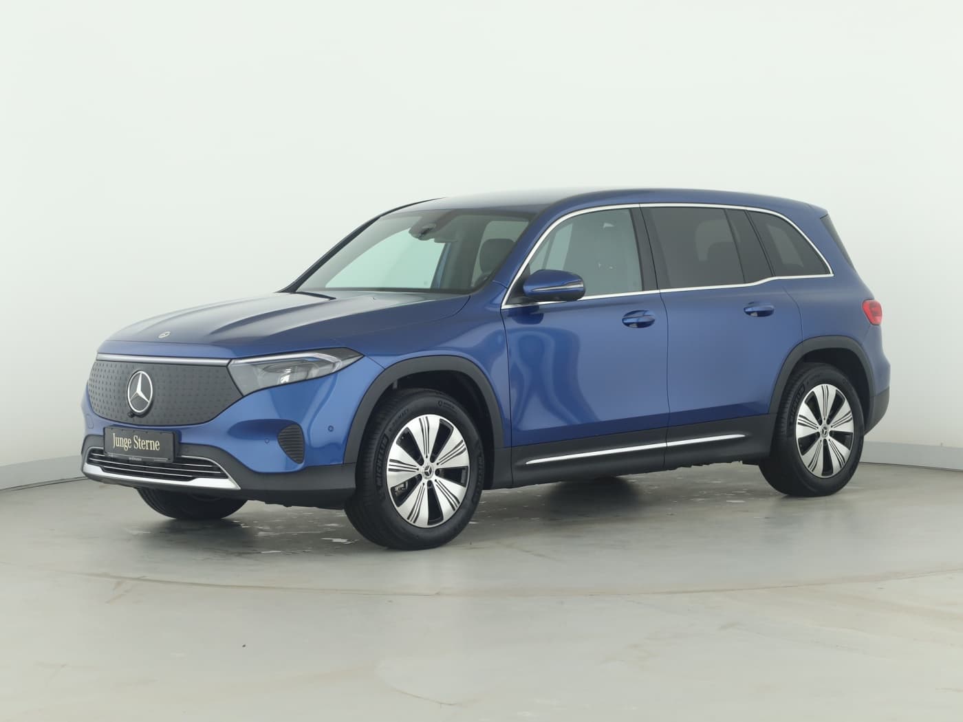 Mercedes-Benz EQB 300 4M Bild 5