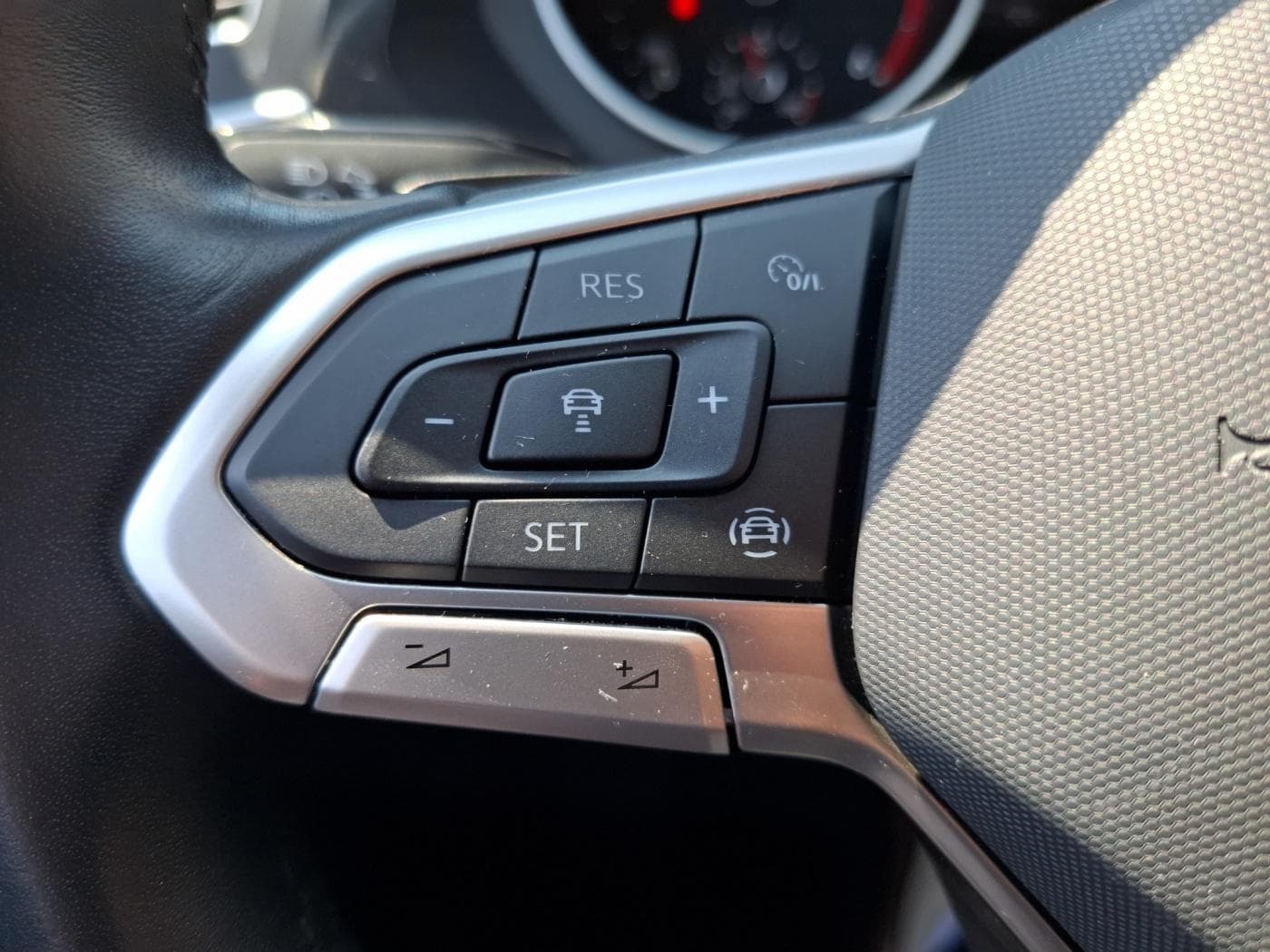 Volkswagen Tiguan 2.0 TDI Life Bild 24